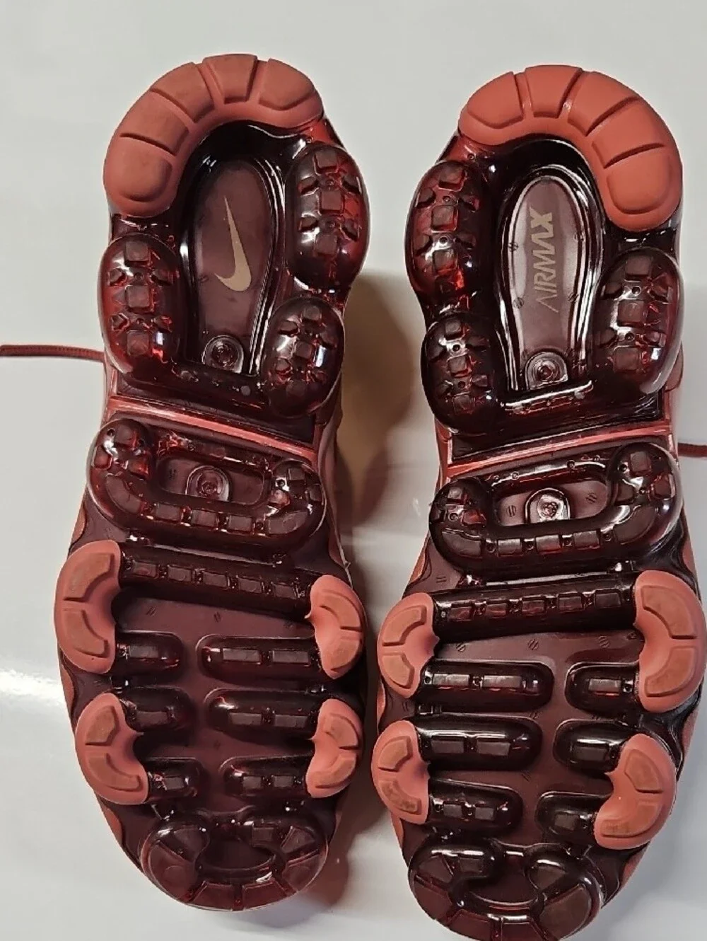 NIKE AIR VAPOR MAX PLUSE BURGUNDY  US 8.5 FQ8878-661